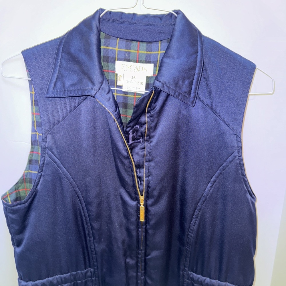 Escada Clubhouse Navy Vest Size 36 Satin Plaid Lining Equestrian - Picture 3 of 9